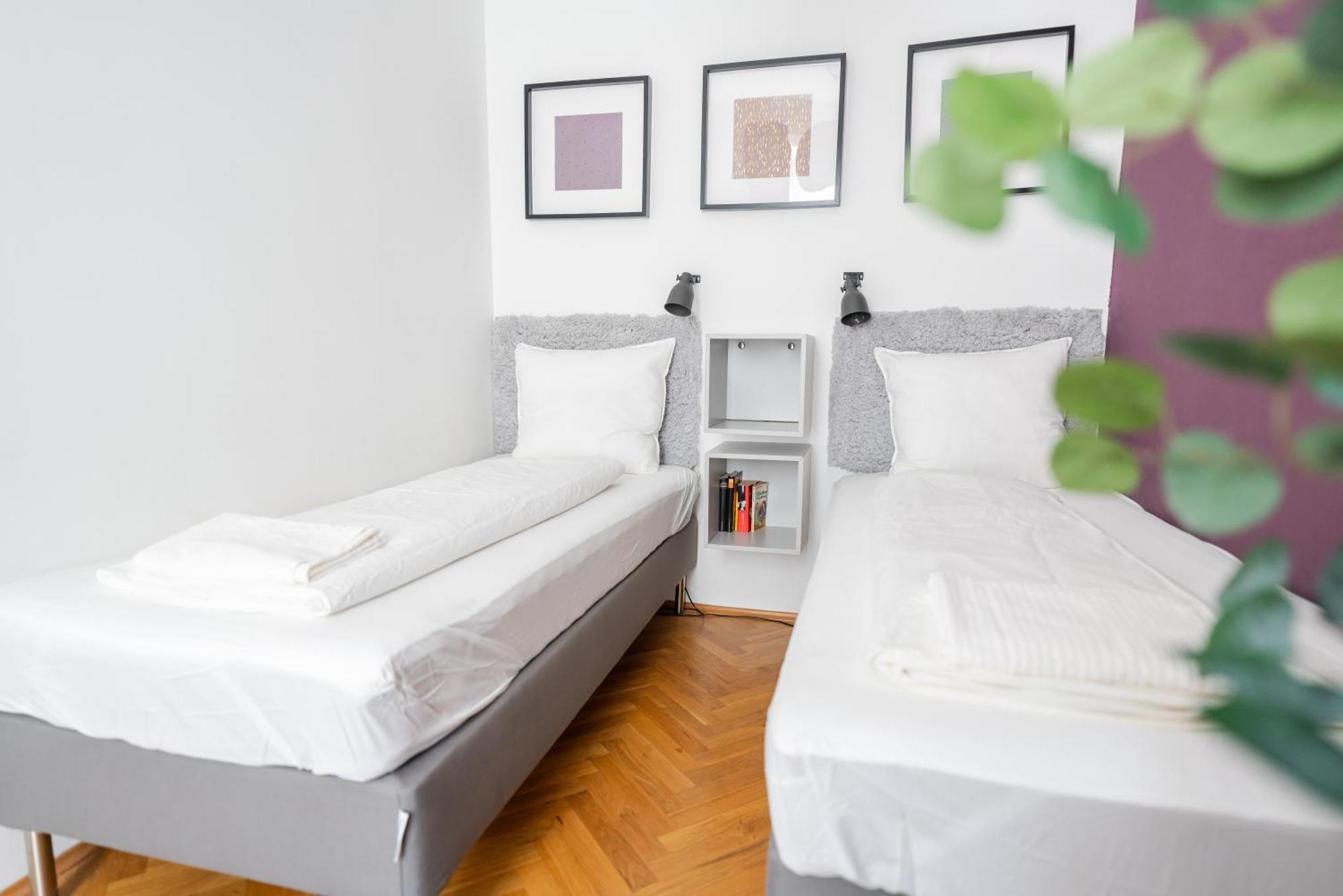 1110 Apartament *