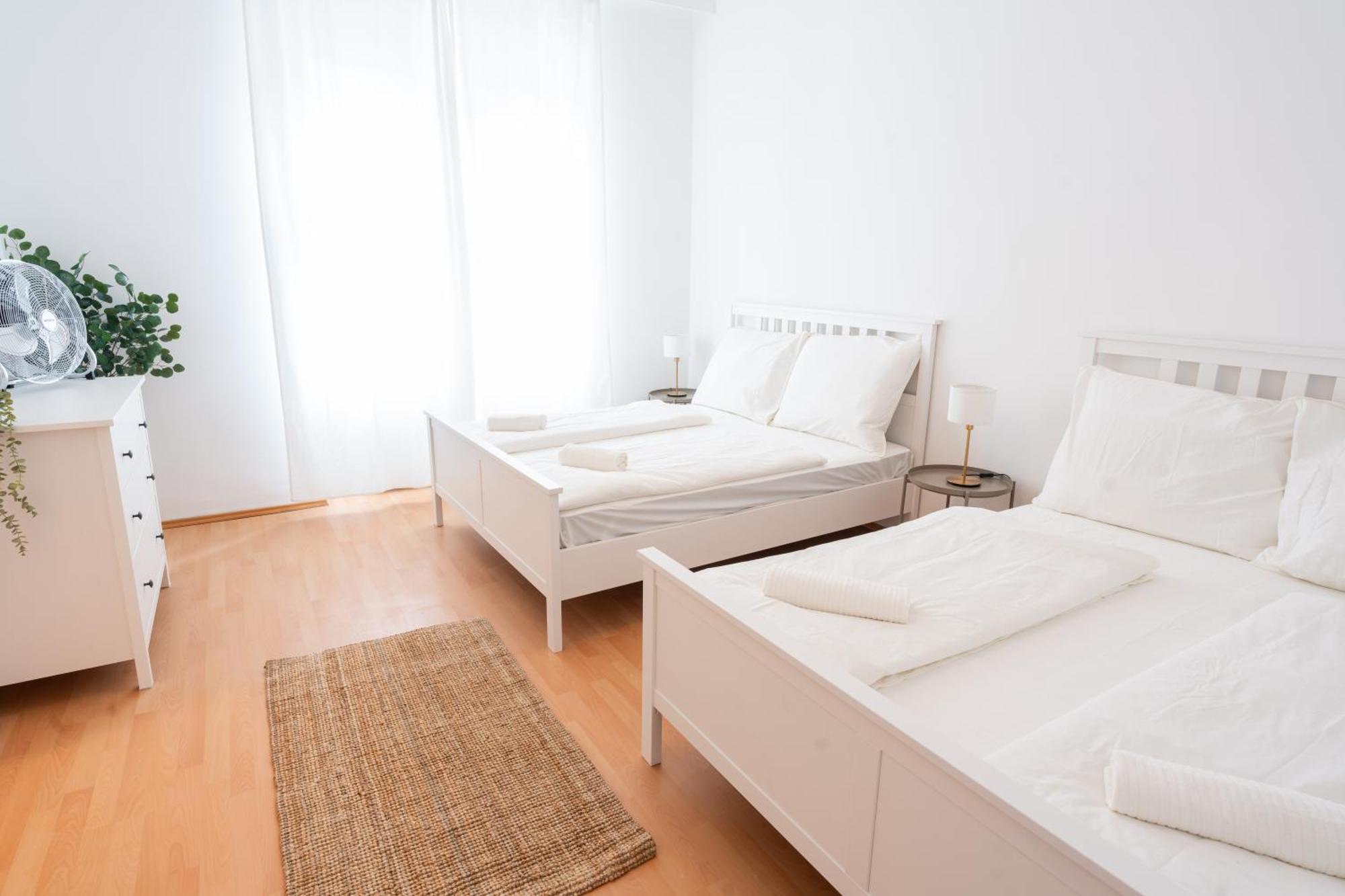 1110 Apartament