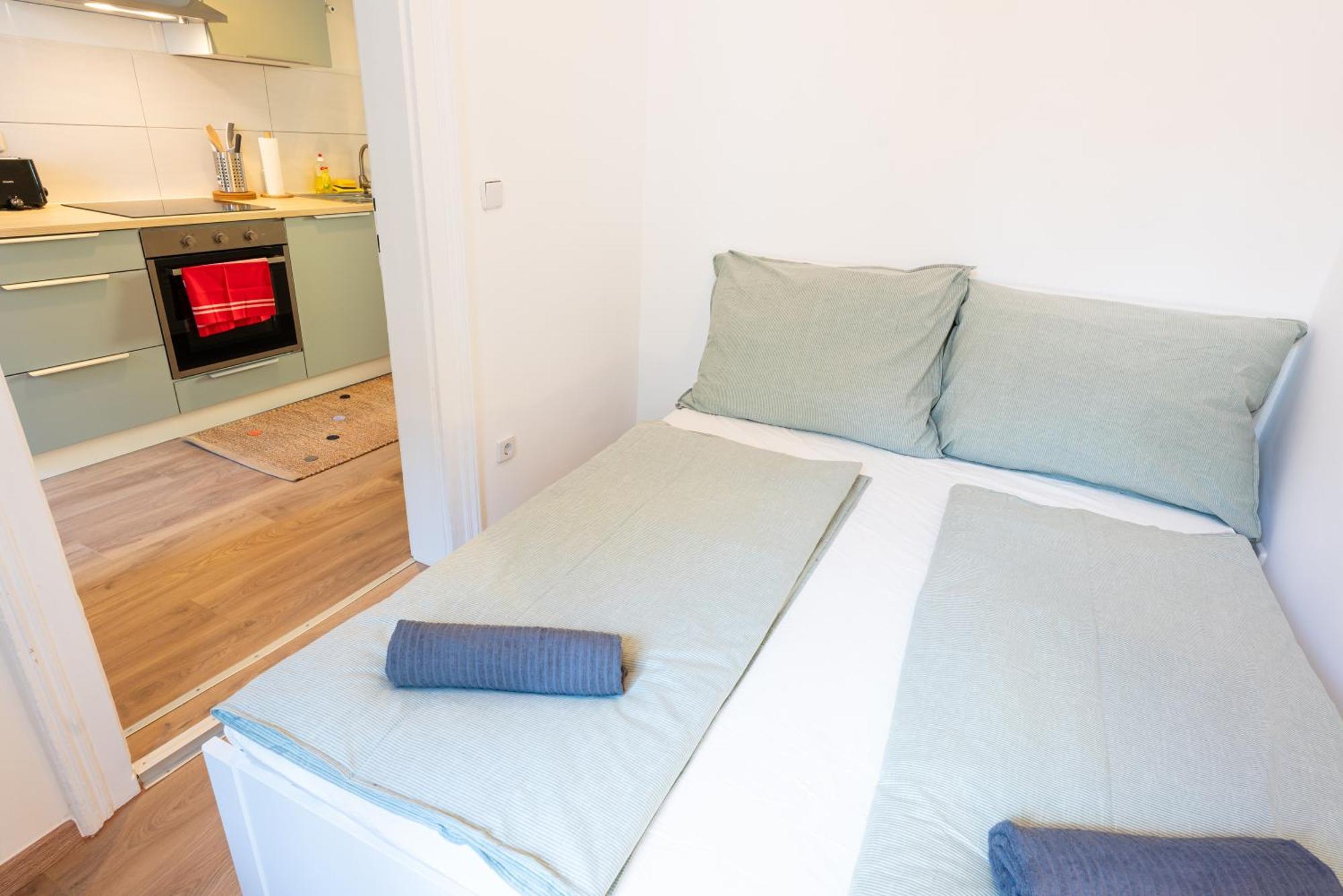 1110 Apartament *