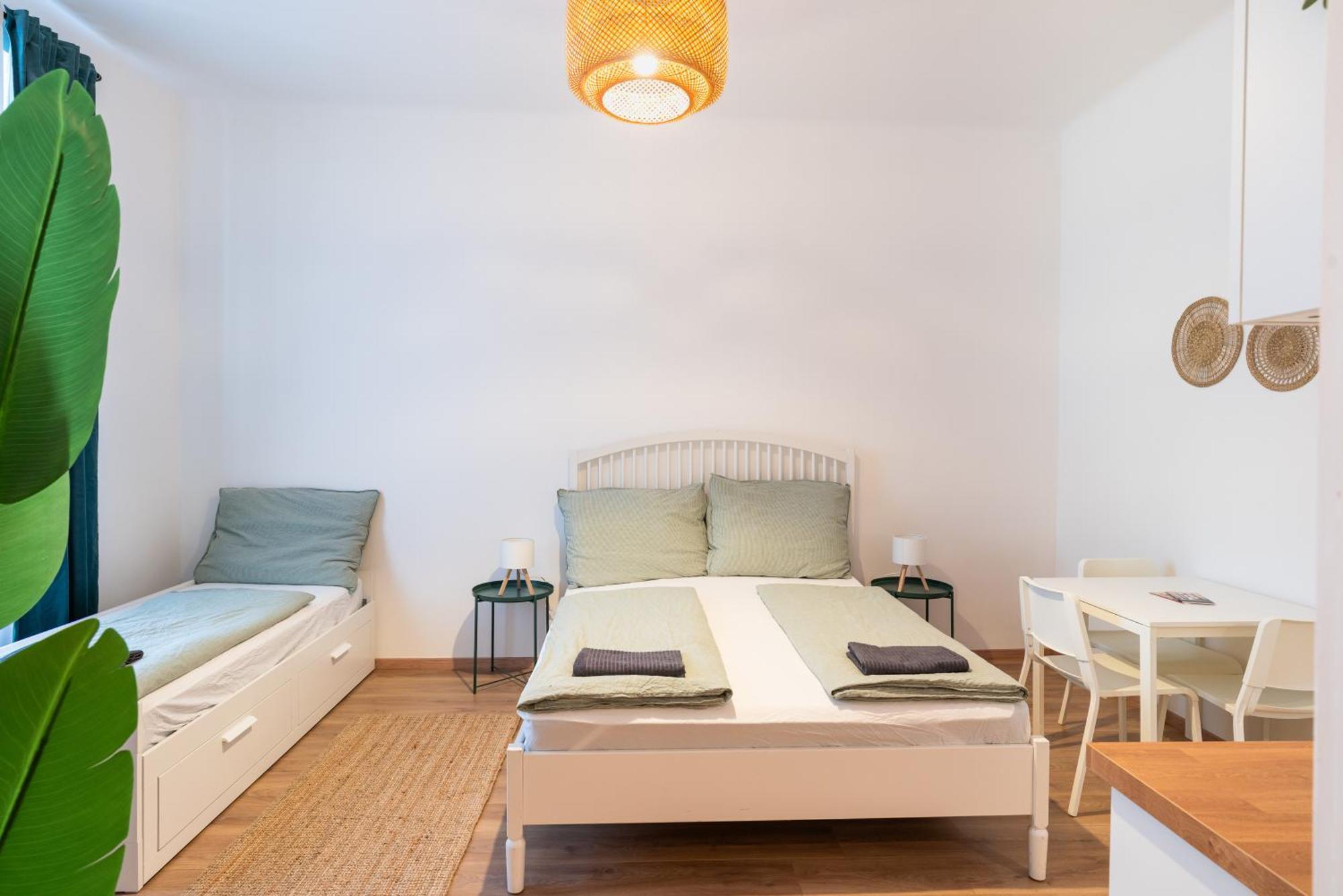 1110 Apartament